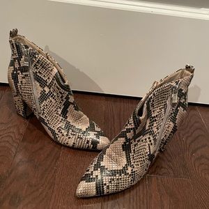 Marc fisher snakeskin boots with side zip detail